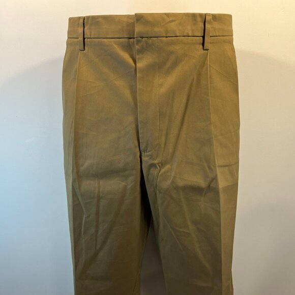 Dockers Men’s Signature Iron Free Khaki Pants –Big & Tall Size 52 x 32 - NWT $65 - Picture 3 of 6